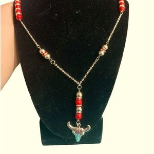 Handmade longhorn necklace and matching horseshoe earrings 15$